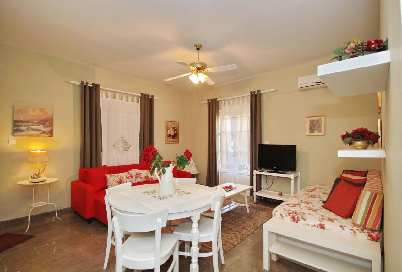 Aloe Luxury Apartments Pórto Héli Kültér fotó