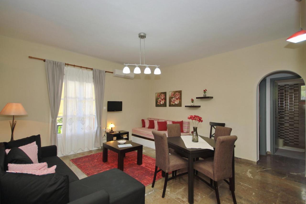 Aloe Luxury Apartments Pórto Héli Kültér fotó